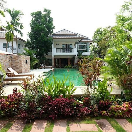 Starry Night Villa By Zhang Bin Chiang Mai Extérieur photo